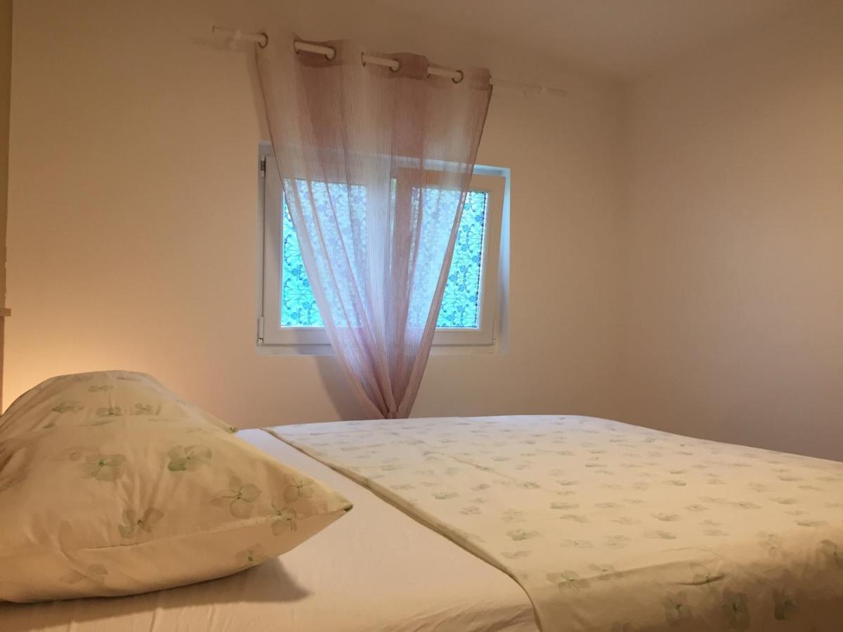 One-Bedroom Apartment, Wifi, Airco, Parking, Washing Machine, Grill Медулин Экстерьер фото